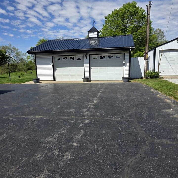 Property Photo:  5746 Round Barn Road  IN 47374-0000 