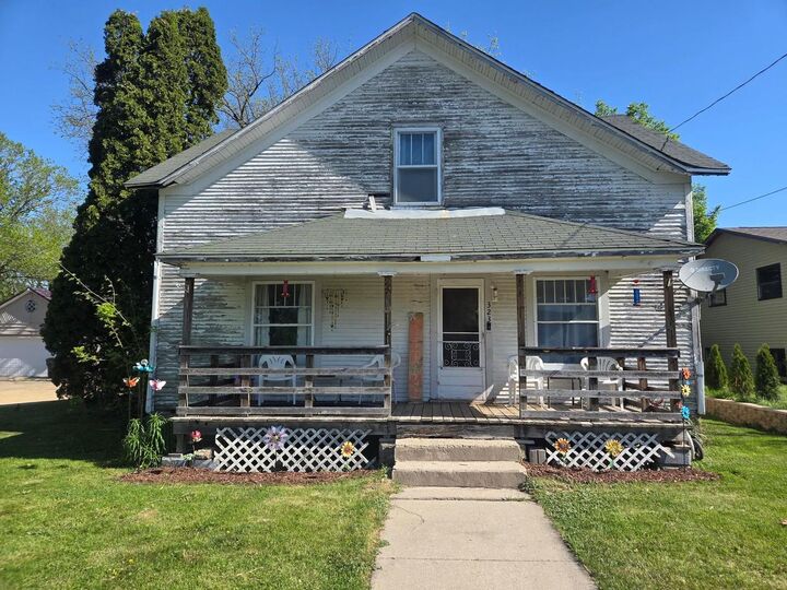 Property Photo:  323 Janesville Street  WI 53548 