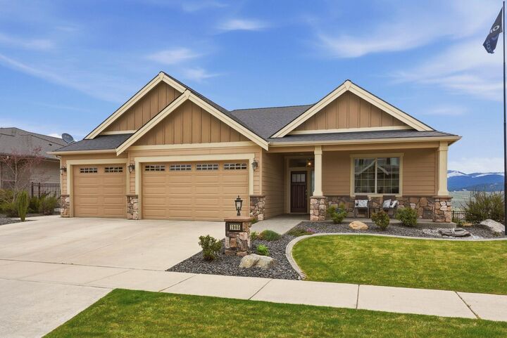 Property Photo: 1905 S Incline Dr WA 99016
