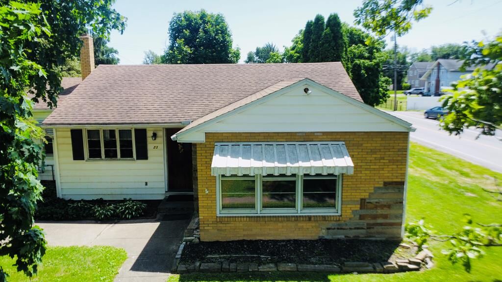 Property Photo: 23 State Street OH 43128