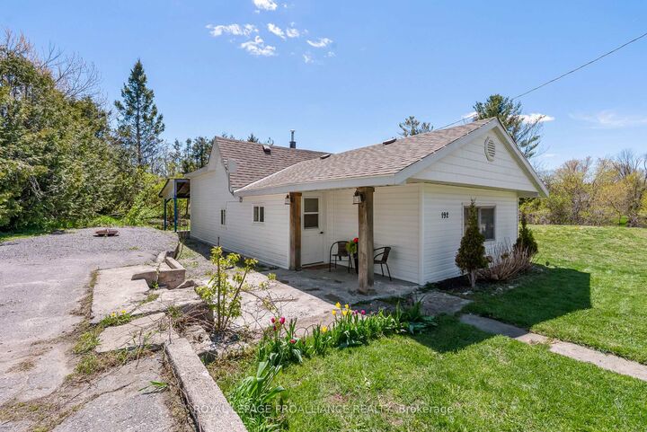 192 Crookston Road — photo 1