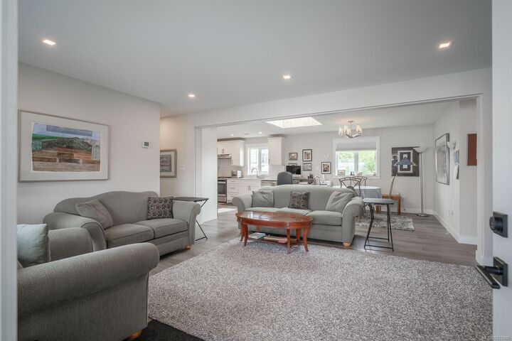 Property Photo:  6325 Metral Dr 61  BC V9T 6P9 
