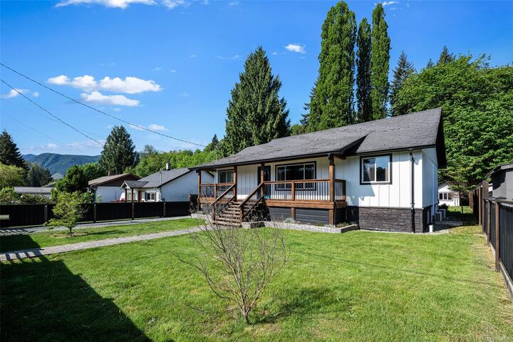 Property Photo:  154 Macdonald Rd  BC V0R 2G0 
