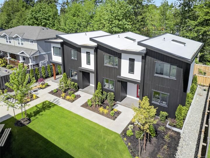 Property Photo: 1590 Piercy Ave #9 BC V9N 3E9