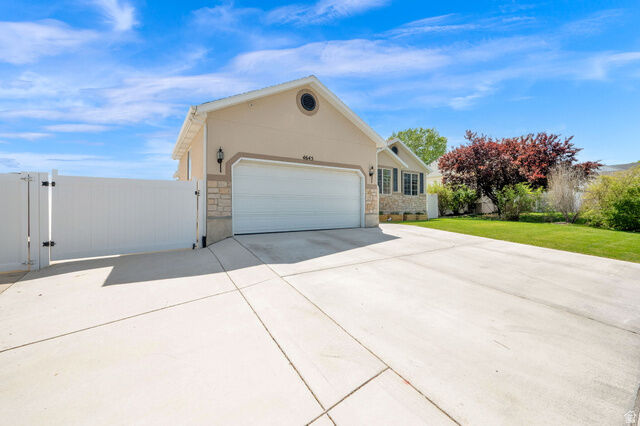 Property Photo: 4645 W Emma Mine Dr UT 84096