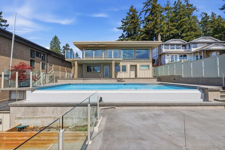 Property Photo: 14843 Hardie Avenue BC V4B 2H6