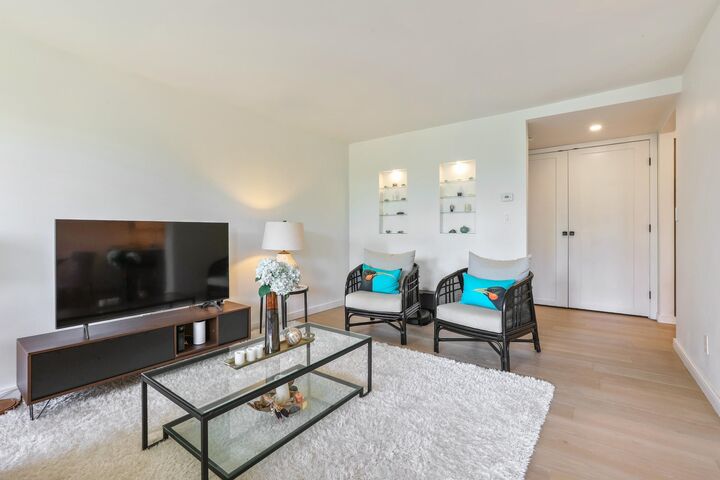 Property Photo: 2101 McMullen Avenue 506 BC V6L 3B4
