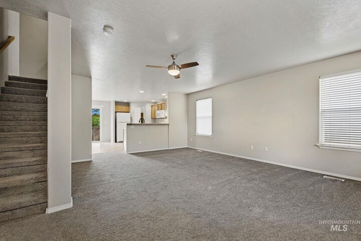 Property Photo: 497 N Lahar Pl ID 83634
