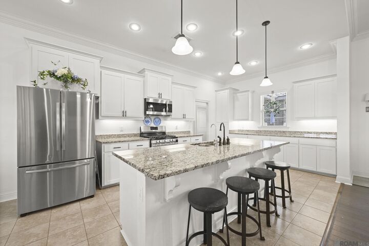 Property Photo:  6512 Union Dr  LA 70710 