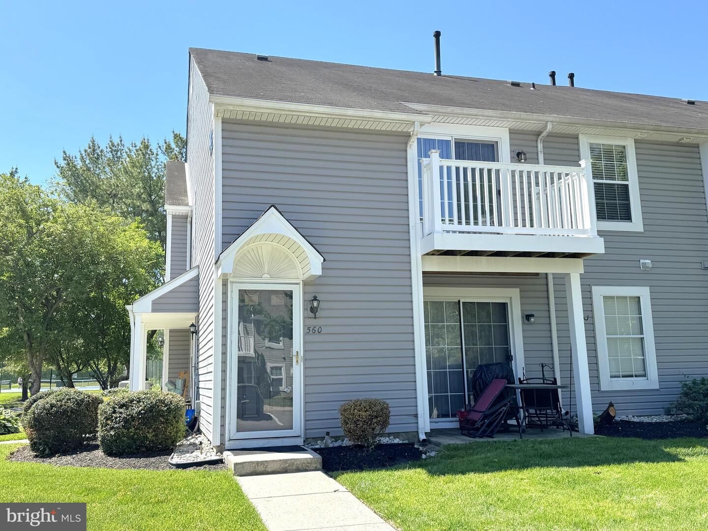 Property Photo:  560 Shetland Court  NJ 08080 