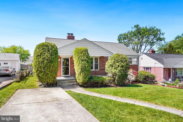 Property Photo:  1615 Parham Place  MD 20903 