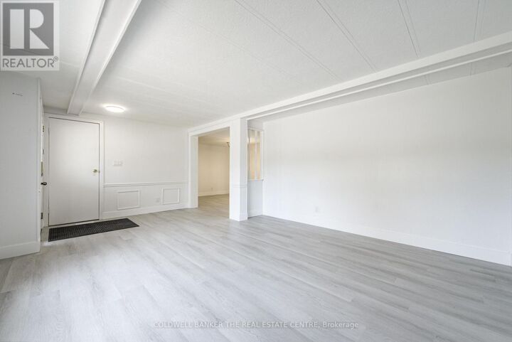 Property Photo: 17 Linden Lane ON L9S 1P4