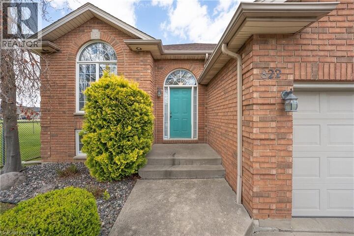 Property Photo:  822 Marcuz Court  ON N9G 3C5 