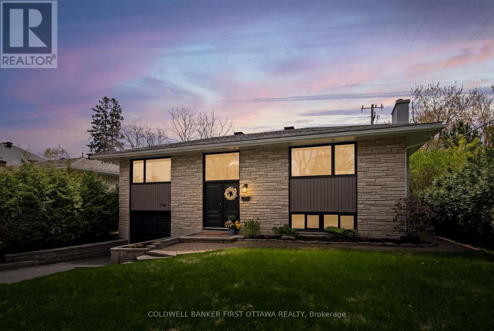 Property Photo:  740 Garner Avenue  ON K1V 6M7 
