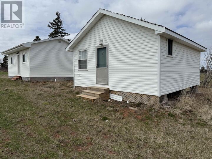 Property Photo: Cottage 3 Rennies Road PE C0A 1N0