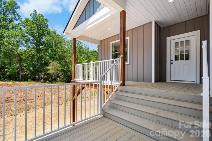 Property Photo:  41 Tennyson Drive  NC 28681 