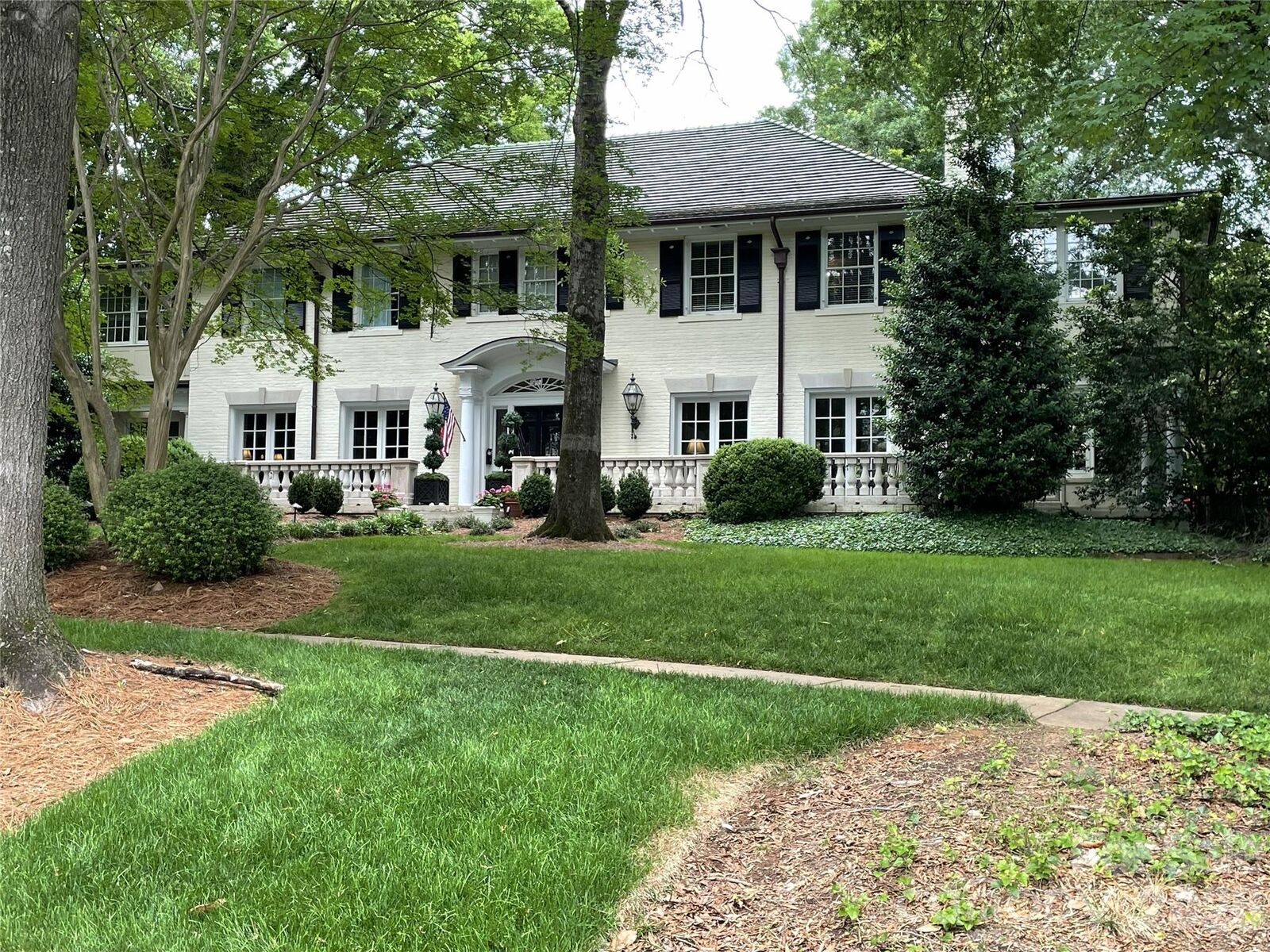 Property Photo:  937 Granville Road  NC 28207 