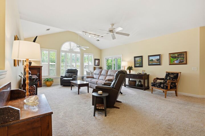 Property Photo:  141 Golfview Lane  SC 29485 