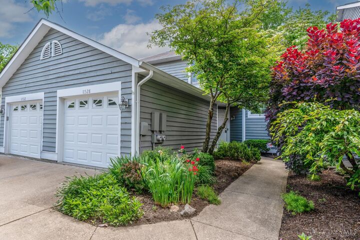 Property Photo:  11528 Symmes Gate Lane  OH 45249 