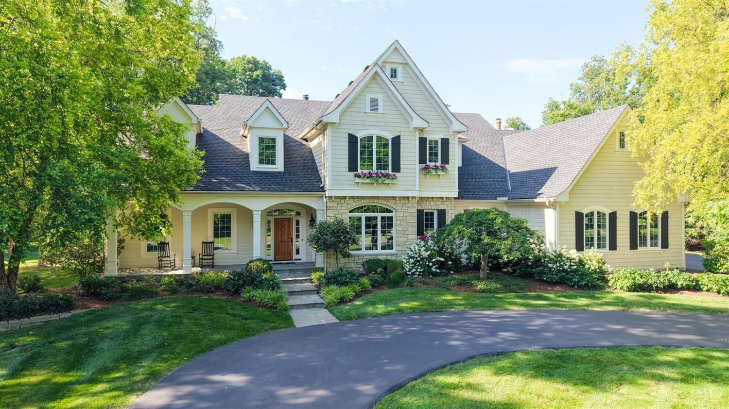 Property Photo: 8060 Chinquapin Lane OH 45243