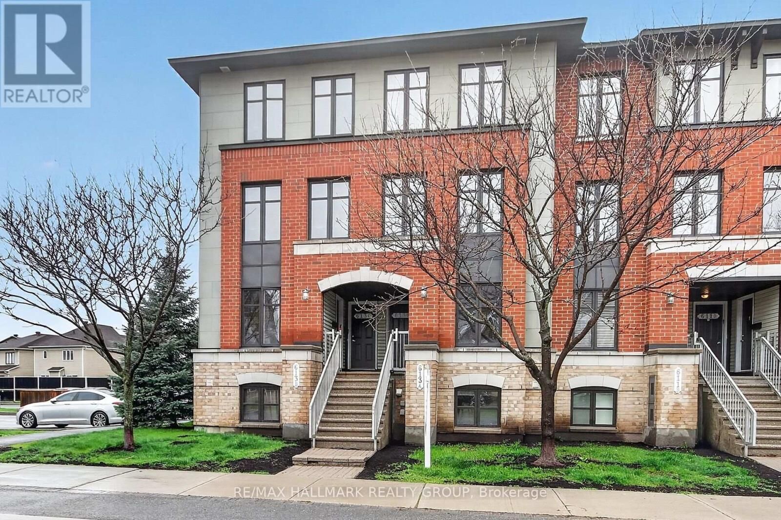 Property Photo:  613-A Chapman Mills Drive  ON K2J 5T1 