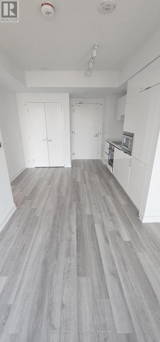 Property Photo:  234 Simcoe Street 1902  ON M5T 1T4 
