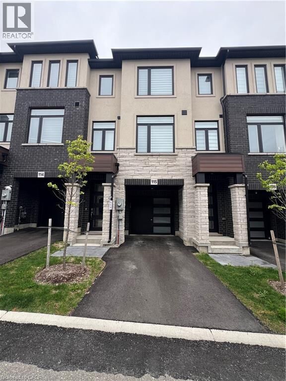 Property Photo:  155 Equestrian Way 115  ON N3E 0E8 
