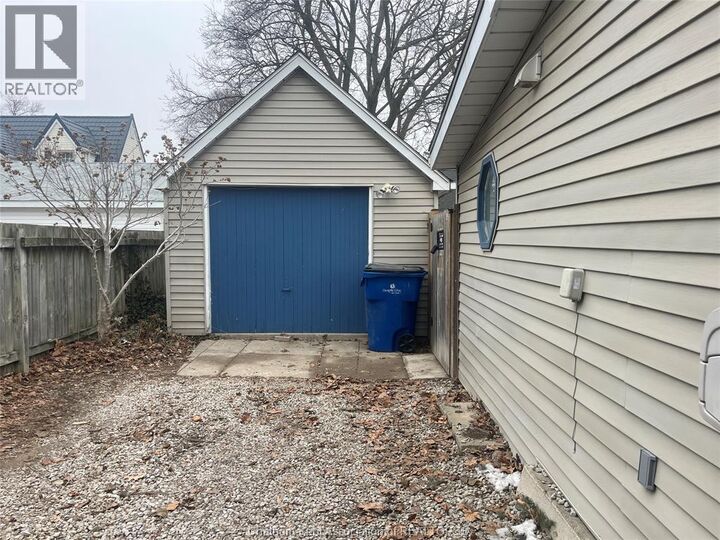 Property Photo:  47 Chatham Street North  ON N0P 1A0 