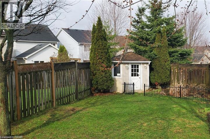 Property Photo:  725 Paris Boulevard  ON N2T 2X9 