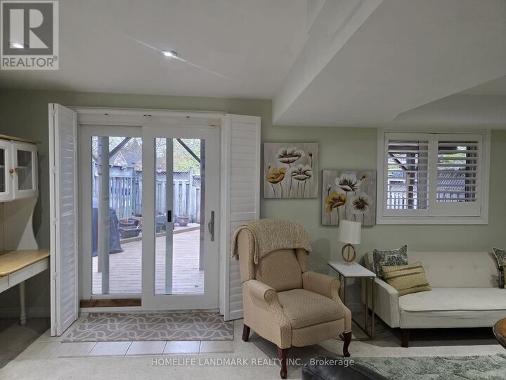 Property Photo:  1160 Windgrove Square  ON L1X 2S6 