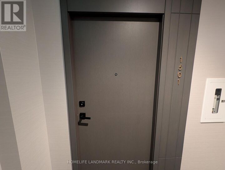 Property Photo:  15 Holmes Avenue 1501  ON M2N 0L4 