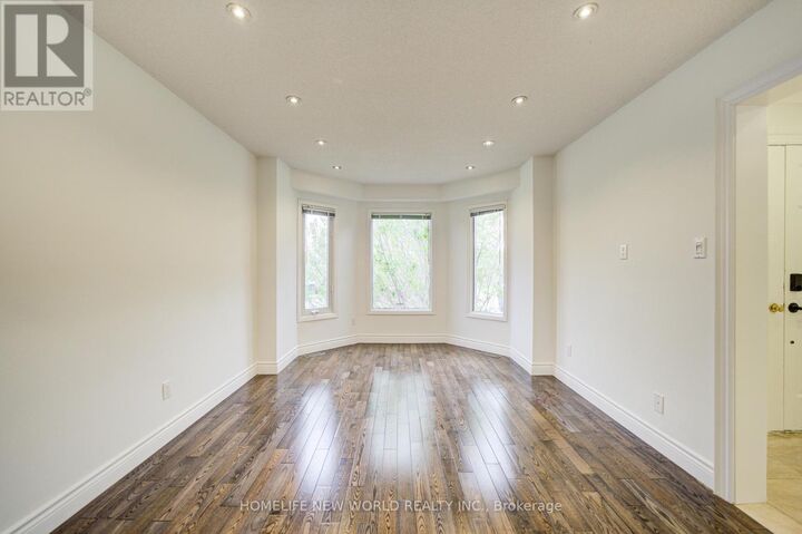 Property Photo:  133 Stather Crescent  ON L3S 2X7 