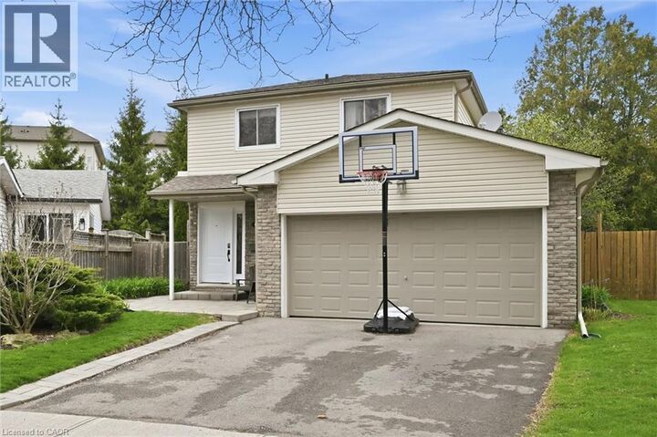 Property Photo:  712 Auburn Crescent  ON L7L 5B2 