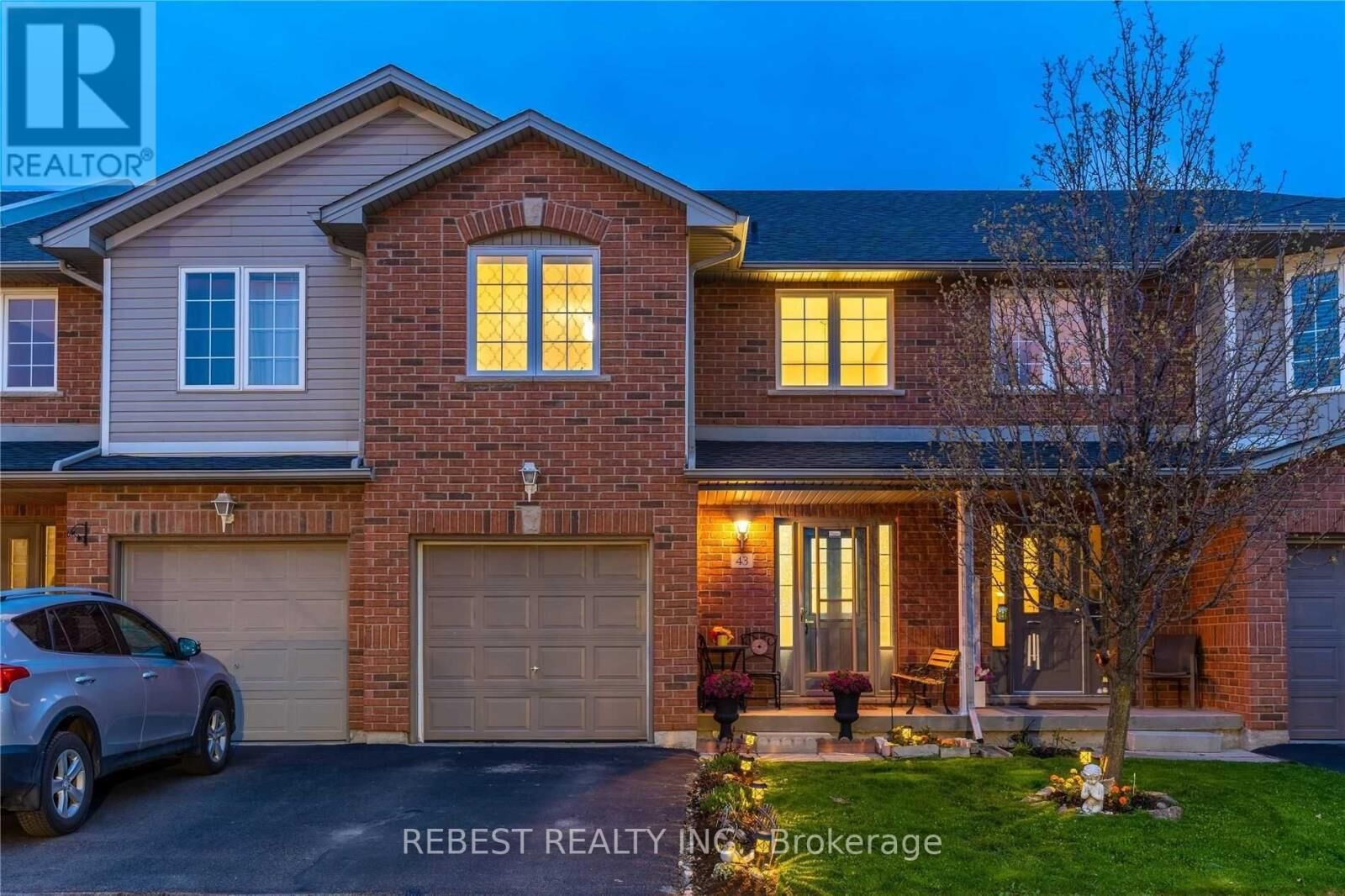 Property Photo:  800 Paramount Drive 43  ON L8J 3V8 