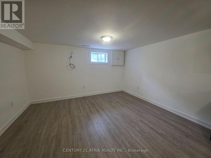 Property Photo:  19 Meadowview Avenue Lower  ON L3T 1G8 