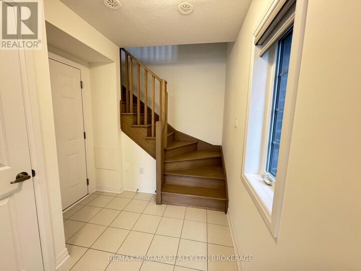 Property Photo:  55 Gunnel Road  ON L3B 0P1 