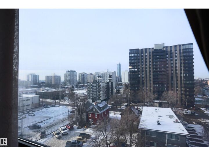 Property Photo: #804 10160 114 St NW AB T5K 2L2