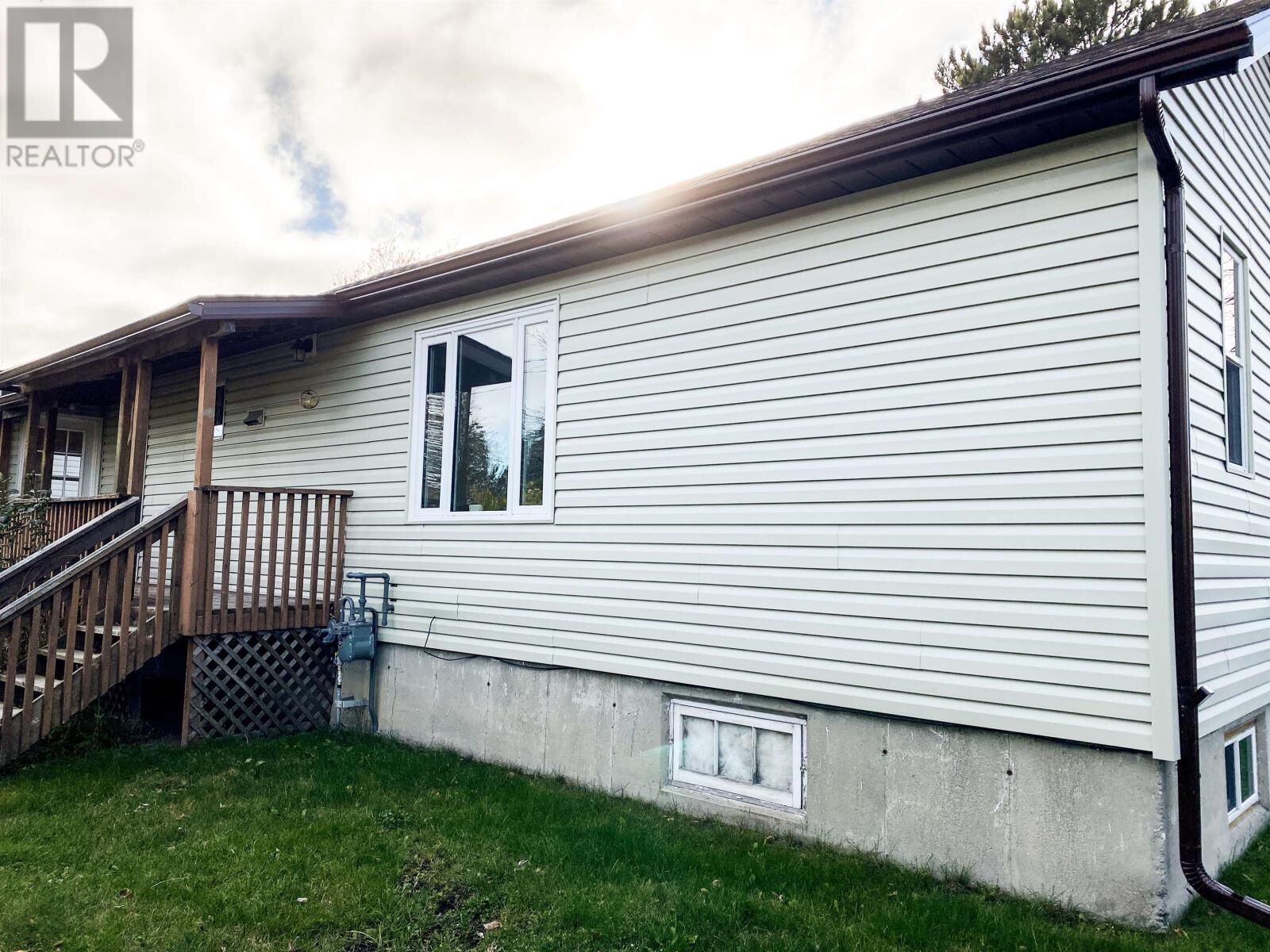Photo de la propriété:  11 Pugsley St  ON P0V 2M0 