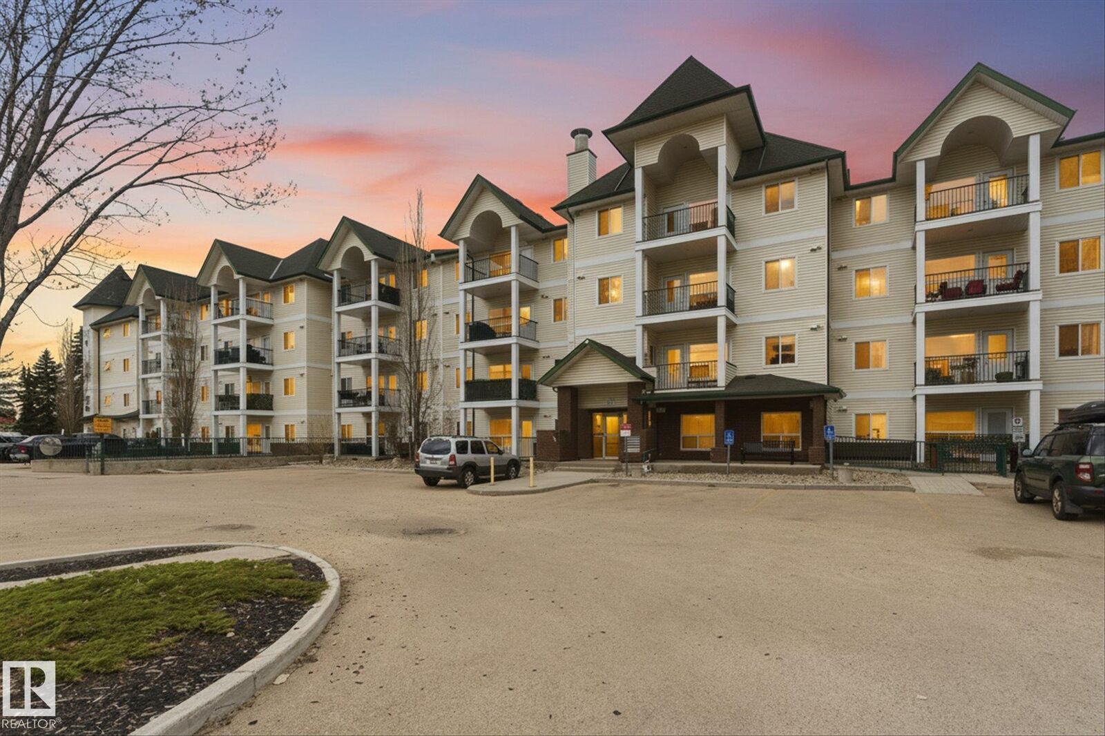 Property Photo:  13635 34 Street NW 407  AB T5A 3W2 