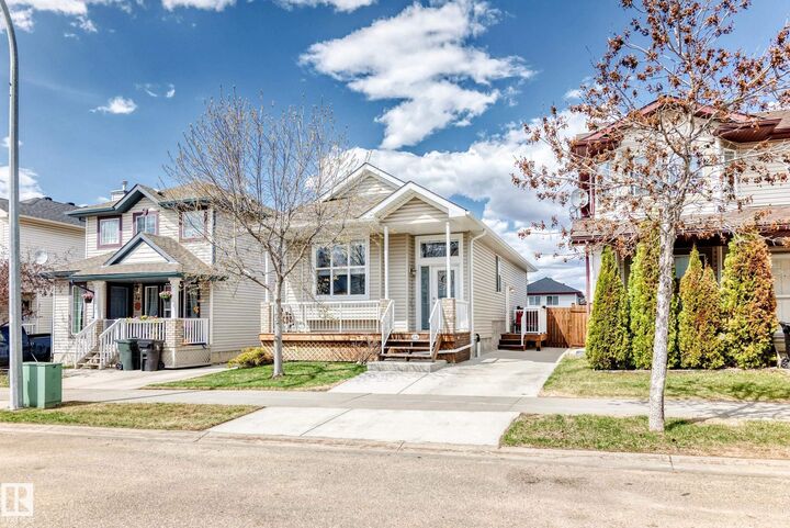 Property Photo:  26 Vaughn Avenue  AB T7X 4R9 