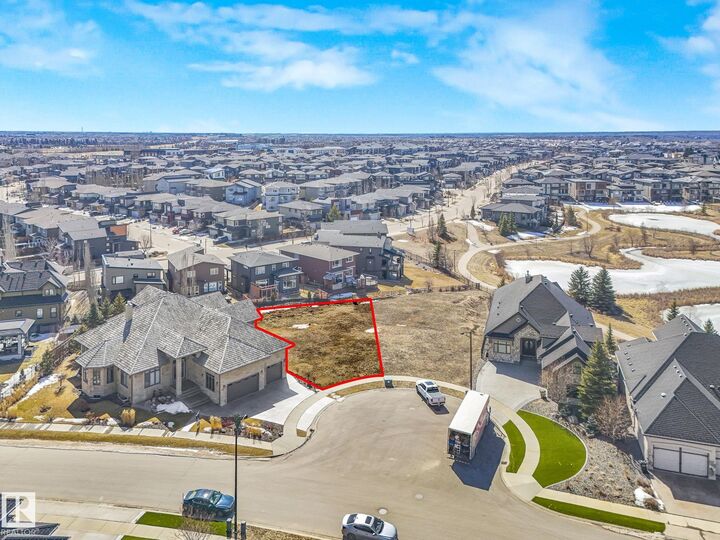 Property Photo:  2794 Wheaton Drive NW  AB T6W 2M6 
