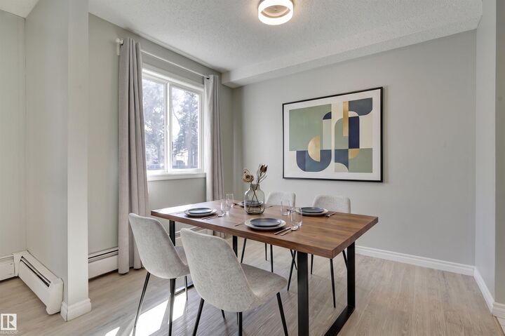 Photo de la propriété:  10838 108 Street NW 113  AB T5H 3A6 