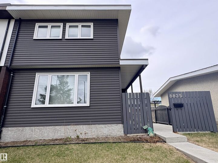 Property Photo:  8825 137 Avenue NW  AB T5E 1Y3 