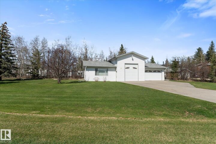 Property Photo:  53113 Rge Road 44 20  AB T0E 2K0 