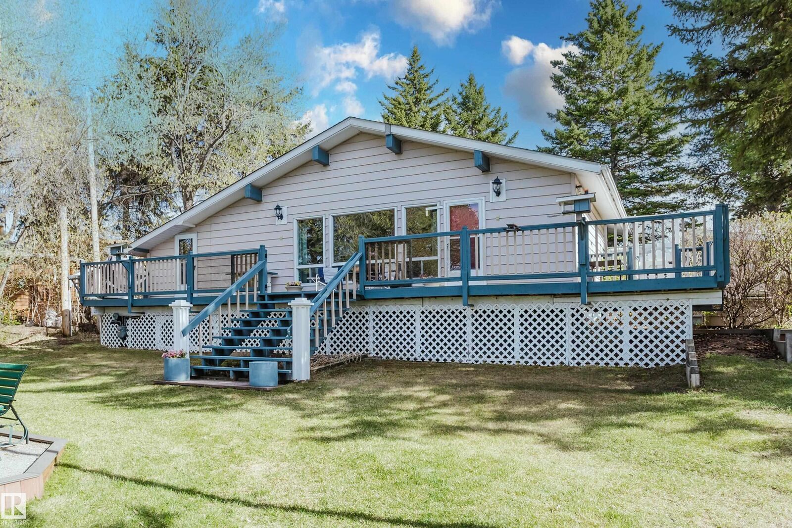 Property Photo: 52515 Rge Road 52 49 AB T0E 2B0