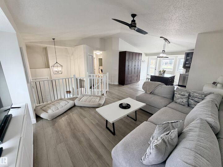Property Photo:  5705 52 Avenue  AB T0A 3A1 