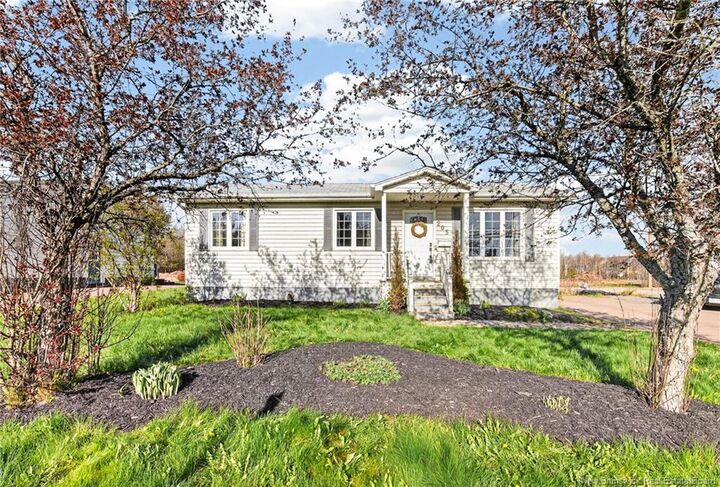 Property Photo:  205 Thomas Street  NB E1A 2C3 