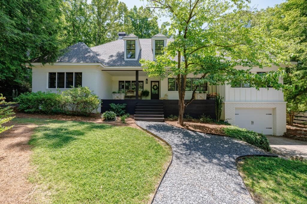 Property Photo:  950 Jones Road  GA 30075 