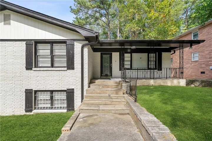 Property Photo:  1747 Detroit Court NW  GA 30314 
