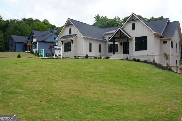 Property Photo:  2468 NE Rockbridge Road NW  GA 30012 